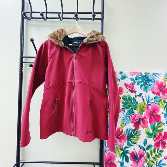Marmot Furlong Fleece Lined Soft Shell Jacket With Fur Hood (L) - Picture 2 of 10